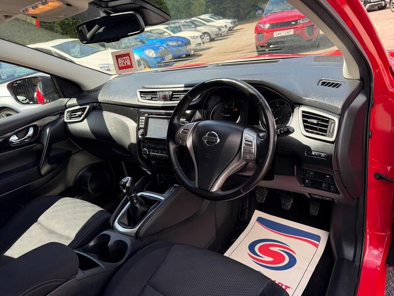 Nissan Qashqai 1.5 dCi N-Connecta 2WD Euro 6 (s/s) 5dr - U215