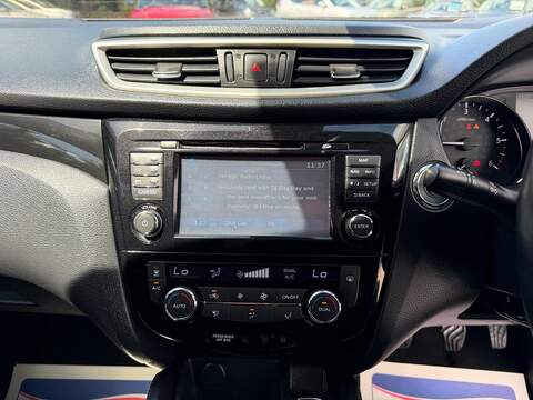 Nissan Qashqai 1.5 dCi N-Connecta 2WD Euro 6 (s/s) 5dr - U215
