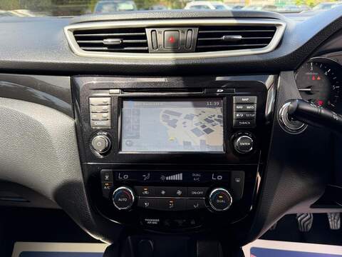 Nissan Qashqai 1.5 dCi N-Connecta 2WD Euro 6 (s/s) 5dr - U215