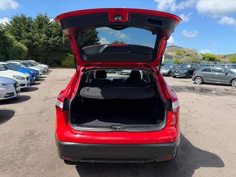 Nissan Qashqai 1.5 dCi N-Connecta 2WD Euro 6 (s/s) 5dr - U215