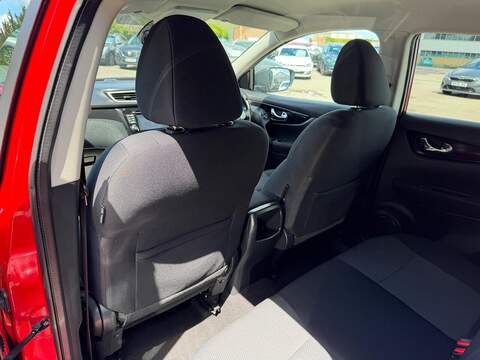Nissan Qashqai 1.5 dCi N-Connecta 2WD Euro 6 (s/s) 5dr - U215