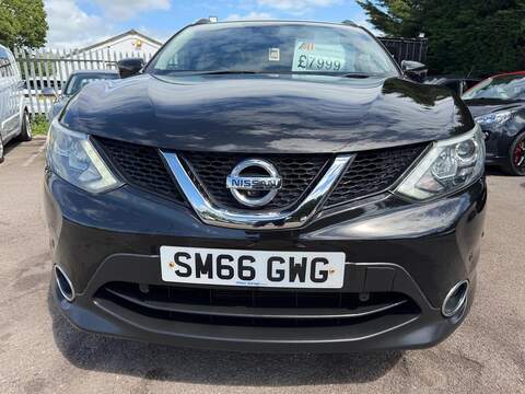 Nissan Qashqai 1.2 DIG-T Tekna 2WD Euro 6 (s/s) 5dr - U216