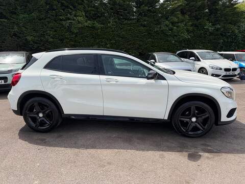 Mercedes-Benz GLA 2.1 GLA200d AMG Line (Premium Plus) Euro 6 (s/s) 5dr - U224