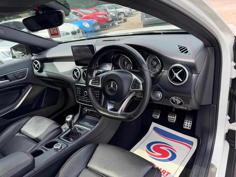 Mercedes-Benz GLA 2.1 GLA200d AMG Line (Premium Plus) Euro 6 (s/s) 5dr - U224