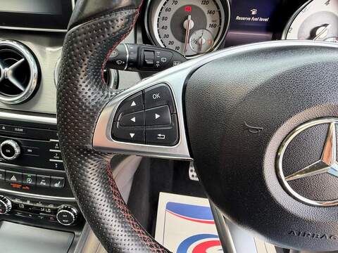 Mercedes-Benz GLA 2.1 GLA200d AMG Line (Premium Plus) Euro 6 (s/s) 5dr - U224