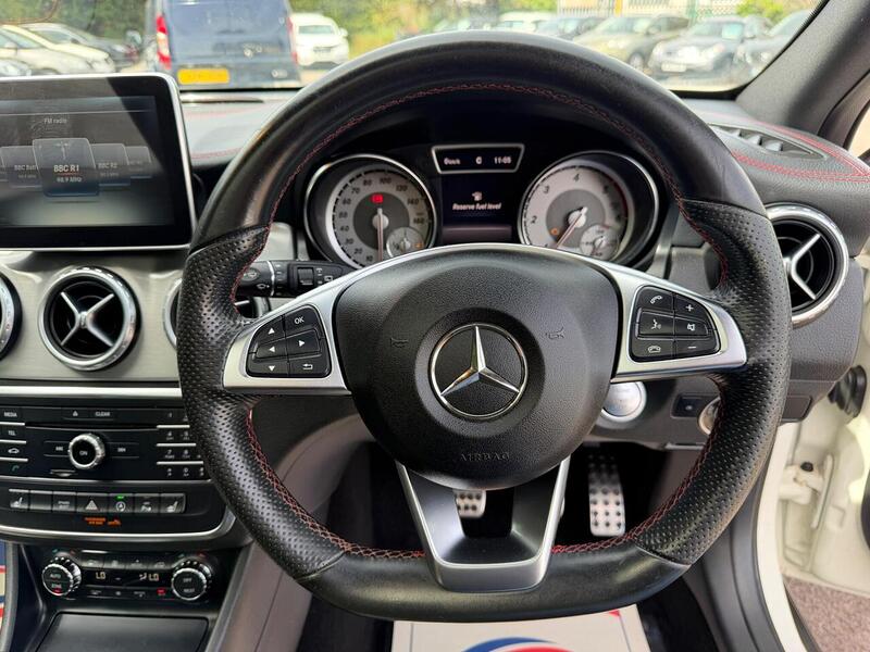 Mercedes-Benz GLA 2.1 GLA200d AMG Line (Premium Plus) Euro 6 (s/s) 5dr - U224