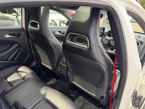 Mercedes-Benz GLA 2.1 GLA200d AMG Line (Premium Plus) Euro 6 (s/s) 5dr - U224