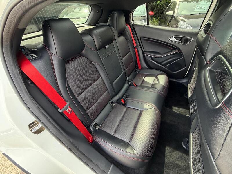 Mercedes-Benz GLA 2.1 GLA200d AMG Line (Premium Plus) Euro 6 (s/s) 5dr - U224