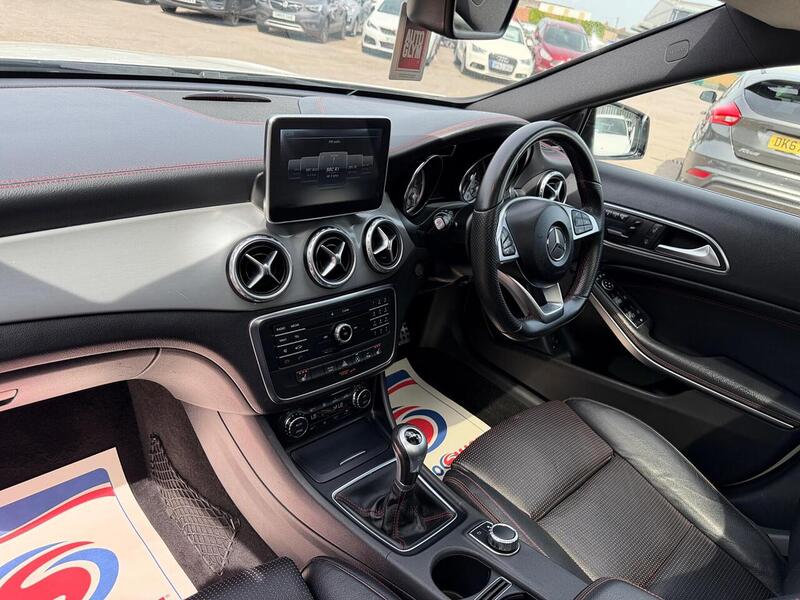 Mercedes-Benz GLA 2.1 GLA200d AMG Line (Premium Plus) Euro 6 (s/s) 5dr - U224