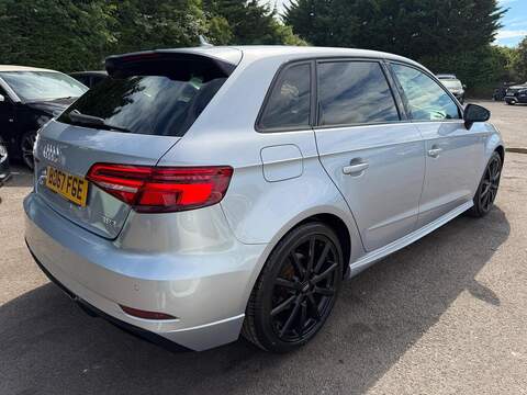 Audi A3 1.5 TFSI CoD Black Edition Sportback S Tronic Euro 6 (s/s) 5dr - U226