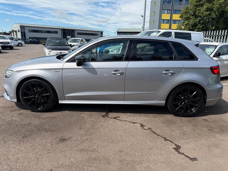 Audi A3 1.5 TFSI CoD Black Edition Sportback S Tronic Euro 6 (s/s) 5dr - U226