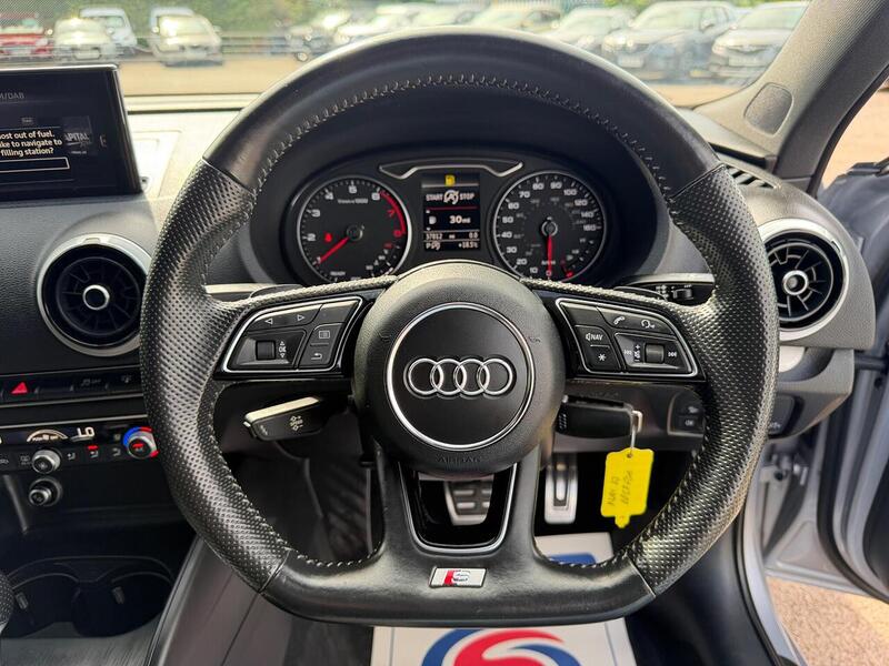 Audi A3 1.5 TFSI CoD Black Edition Sportback S Tronic Euro 6 (s/s) 5dr - U226