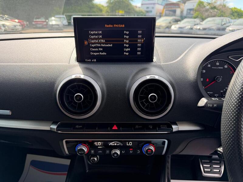 Audi A3 1.5 TFSI CoD Black Edition Sportback S Tronic Euro 6 (s/s) 5dr - U226