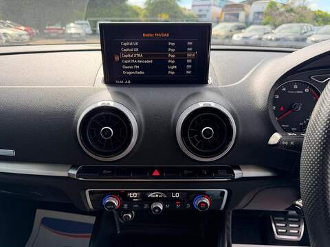 Audi A3 1.5 TFSI CoD Black Edition Sportback S Tronic Euro 6 (s/s) 5dr - U226