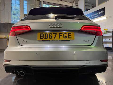 Audi A3 1.5 TFSI CoD Black Edition Sportback S Tronic Euro 6 (s/s) 5dr - U226