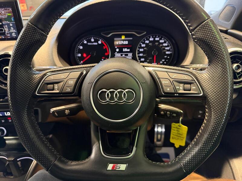 Audi A3 1.5 TFSI CoD Black Edition Sportback S Tronic Euro 6 (s/s) 5dr - U226