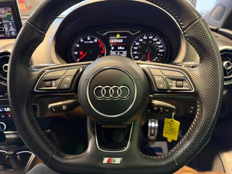 Audi A3 1.5 TFSI CoD Black Edition Sportback S Tronic Euro 6 (s/s) 5dr - U226