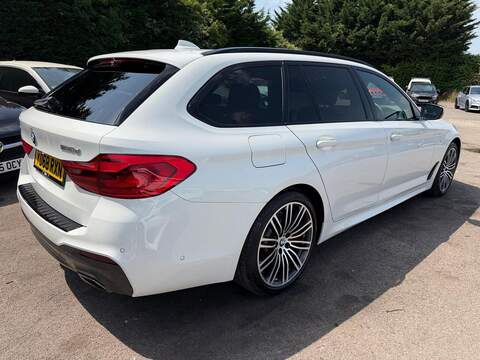 BMW 5 Series 2.0 520d M Sport Touring Auto xDrive Euro 6 (s/s) 5dr - U227