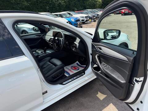 BMW 5 Series 2.0 520d M Sport Touring Auto xDrive Euro 6 (s/s) 5dr - U227