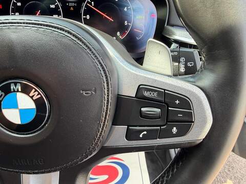 BMW 5 Series 2.0 520d M Sport Touring Auto xDrive Euro 6 (s/s) 5dr - U227