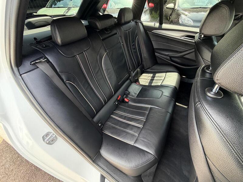 BMW 5 Series 2.0 520d M Sport Touring Auto xDrive Euro 6 (s/s) 5dr - U227