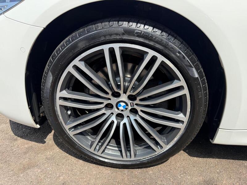 BMW 5 Series 2.0 520d M Sport Touring Auto xDrive Euro 6 (s/s) 5dr - U227