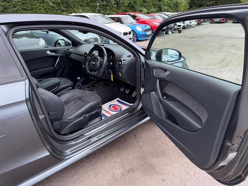 Audi A1 1.4 TFSI CoD Black Edition Euro 6 (s/s) 3dr - U228