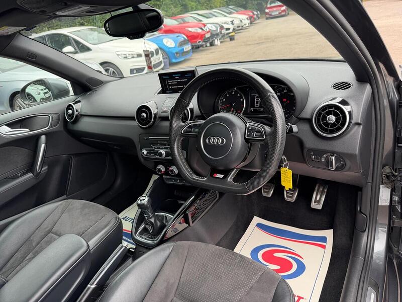Audi A1 1.4 TFSI CoD Black Edition Euro 6 (s/s) 3dr - U228