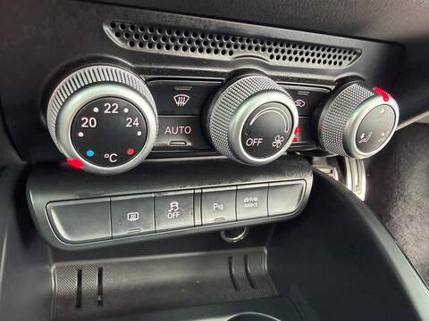 Audi A1 1.4 TFSI CoD Black Edition Euro 6 (s/s) 3dr - U228