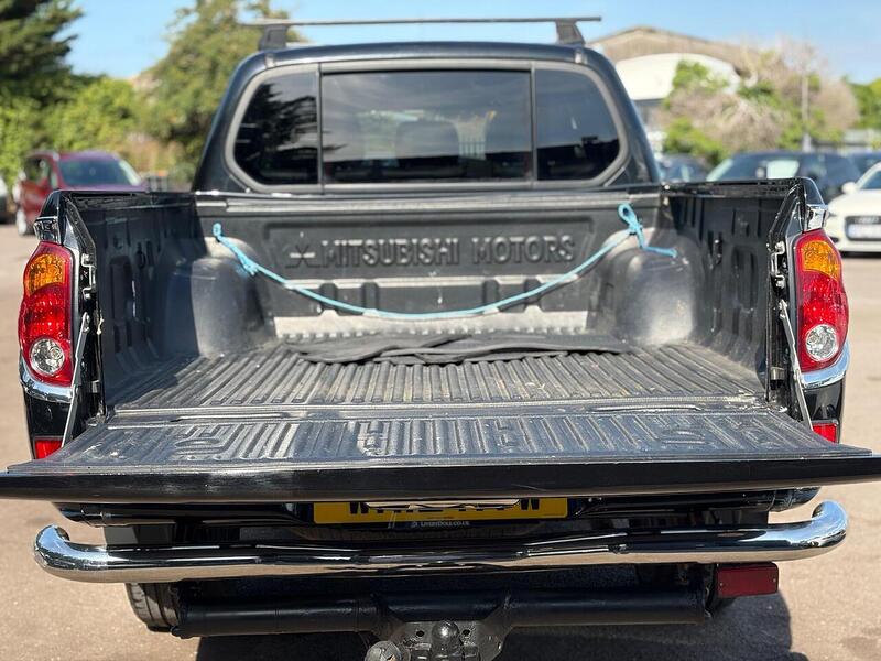 Mitsubishi L200 2.5 DI-D Barbarian 4WD Euro 5 4dr (LB) - U234