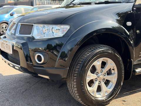 Mitsubishi L200 2.5 DI-D Barbarian 4WD Euro 5 4dr (LB) - U234