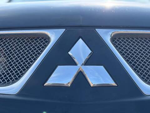 Mitsubishi L200 2.5 DI-D Barbarian 4WD Euro 5 4dr (LB) - U234