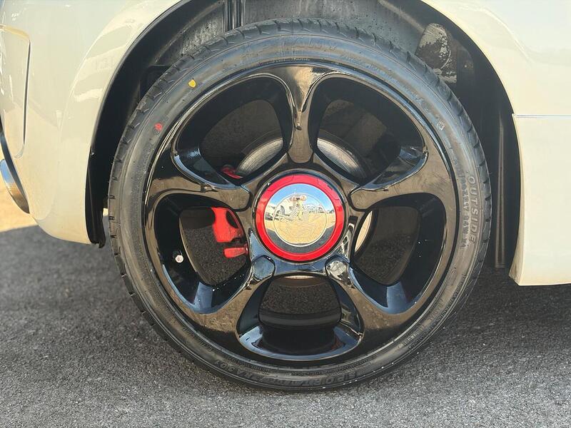 Abarth 500C 1.4 T-Jet Auto Euro 5 2dr - U235