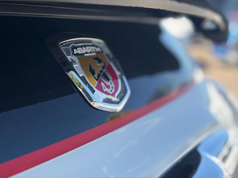 Abarth 500C 1.4 T-Jet Auto Euro 5 2dr - U235