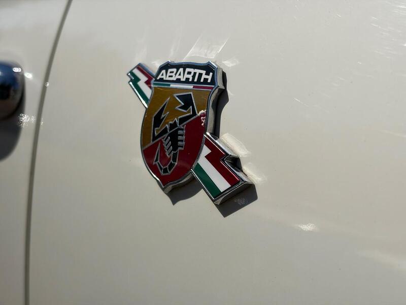Abarth 500C 1.4 T-Jet Auto Euro 5 2dr - U235
