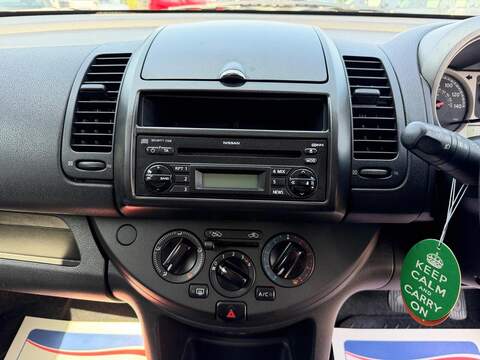 Nissan Note 1.6 16v SE Hatchback 5dr Petrol Automatic (166 g/km, 109 bhp) - U238