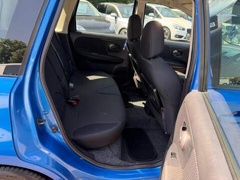Nissan Note 1.6 16v SE Hatchback 5dr Petrol Automatic (166 g/km, 109 bhp) - U238