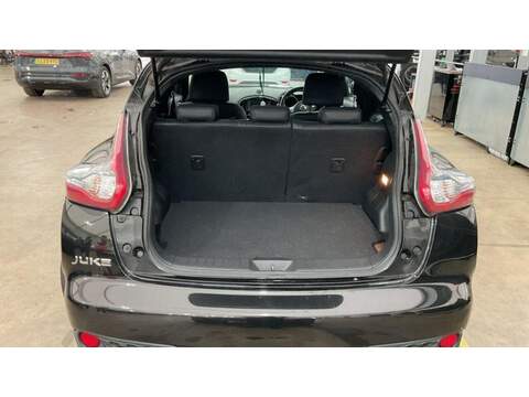 Nissan Juke 1.6 Tekna XTRON Euro 6 5dr - U240