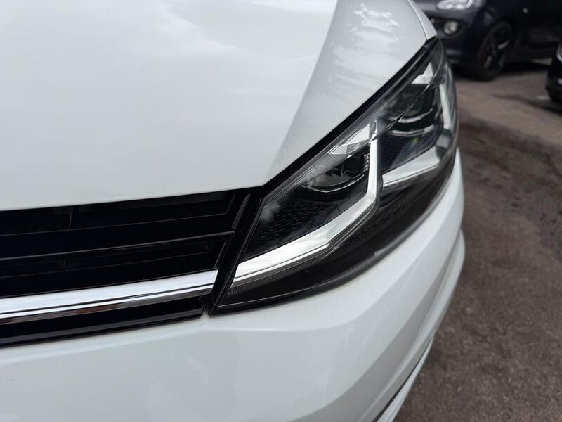 Volkswagen Golf VW GOLF 1.4 TSI (NON UK) DSG Estate - U242