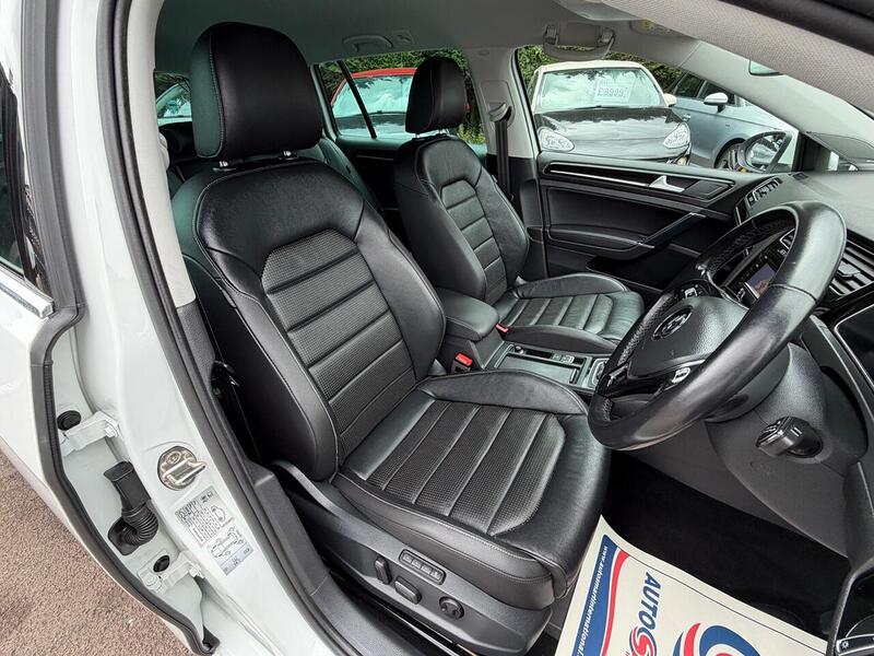 Volkswagen Golf VW GOLF 1.4 TSI (NON UK) DSG Estate - U242