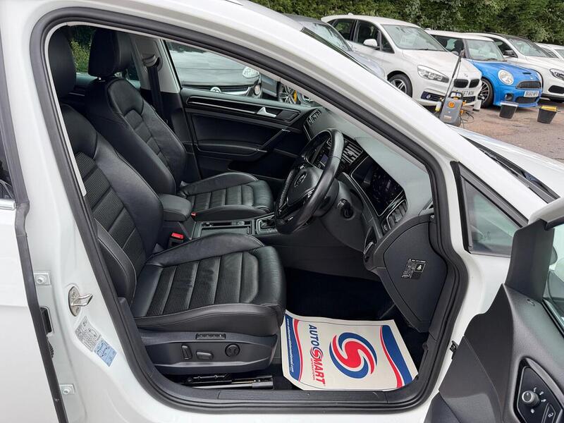 Volkswagen Golf VW GOLF 1.4 TSI (NON UK) DSG Estate - U242