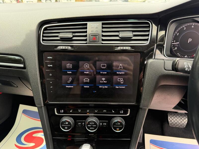 Volkswagen Golf VW GOLF 1.4 TSI (NON UK) DSG Estate - U242