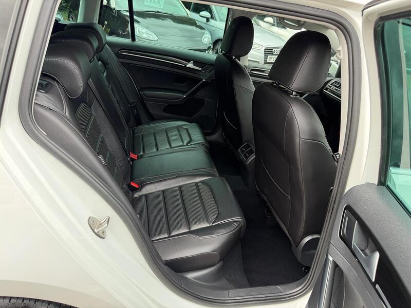 Volkswagen Golf VW GOLF 1.4 TSI (NON UK) DSG Estate - U242