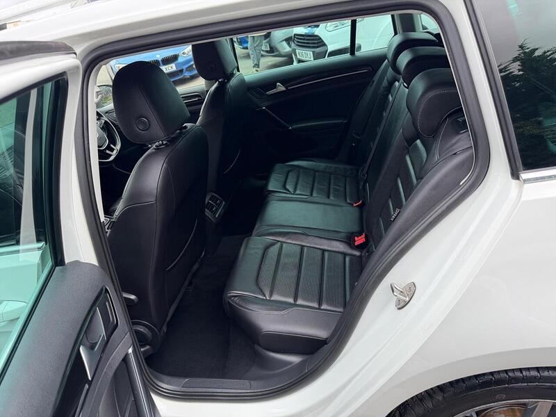 Volkswagen Golf VW GOLF 1.4 TSI (NON UK) DSG Estate - U242