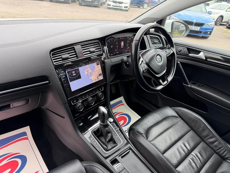 Volkswagen Golf VW GOLF 1.4 TSI (NON UK) DSG Estate - U242