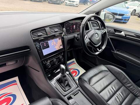 Volkswagen Golf VW GOLF 1.4 TSI (NON UK) DSG Estate - U242