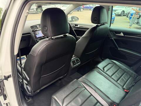 Volkswagen Golf VW GOLF 1.4 TSI (NON UK) DSG Estate - U242