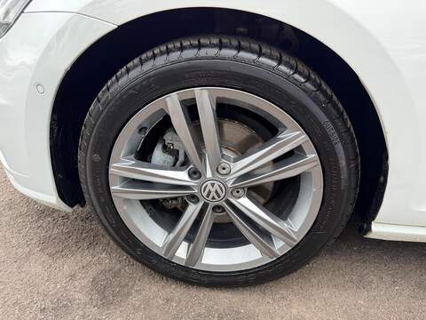 Volkswagen Golf VW GOLF 1.4 TSI (NON UK) DSG Estate - U242