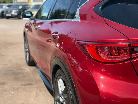 Infiniti Q30 2.2d Premium Tech DCT AWD Euro 6 (s/s) 5dr - U244
