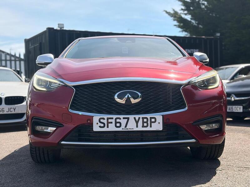 Infiniti Q30 2.2d Premium Tech DCT AWD Euro 6 (s/s) 5dr - U244